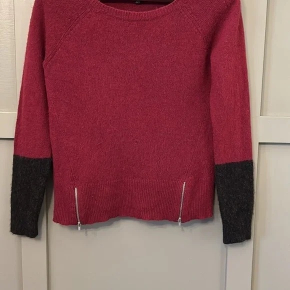 Eileen Fisher Yak Merino Wool Sweater Zipper Detail Colorblock Sleeve Size XS - Picture 8 of 10